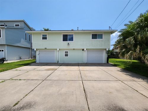 843 Marlin St, Hitchcock, TX, 77563-2614 | Card Image