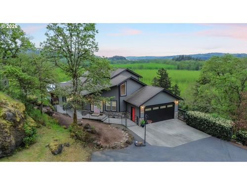 72 Bluff Rd, Kelso, WA, 98626-8854 | Card Image