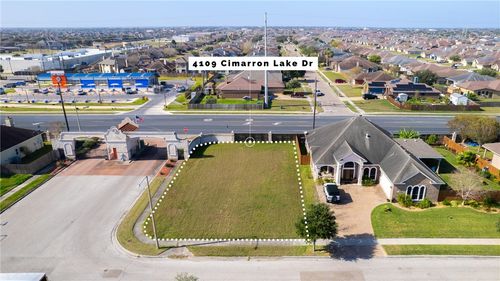 4109 Cimarron Lake Dr, Corpus Christi, TX, 78414-4079 | Card Image