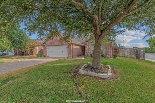 3755 Essen Loop, College Station, TX, 77845-5985 | Card Image