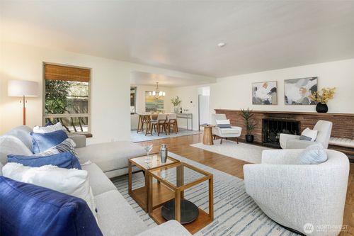 116 Nw 130th St, Seattle, WA, 98177-4213 | Card Image