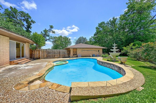 1201 Dundale Cir, House other with 2 bedrooms, 3 bathrooms and null parking in Sherman TX | Image 33