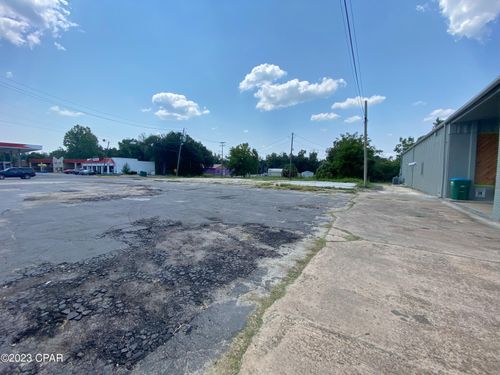 4189 Lafayette St, Marianna, FL, 32446-2903 | Card Image