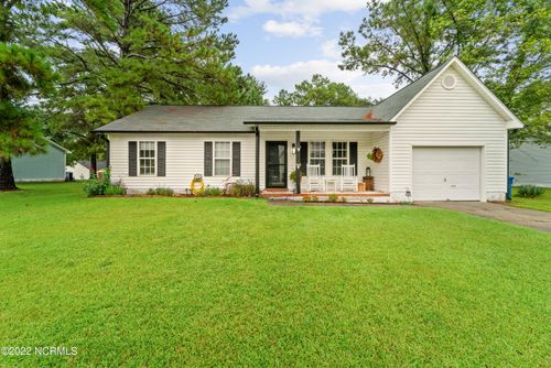 128 Sweetwater Dr, Jacksonville, NC, 28540-7609 | Card Image