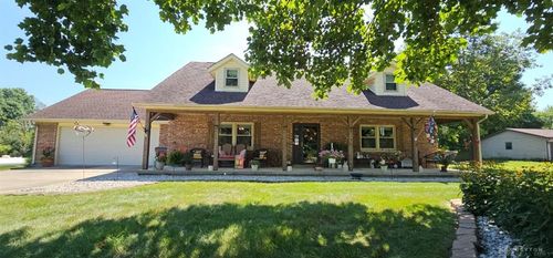 330 Rebecca Dr, West Alexandria, OH, 45381-8322 | Card Image