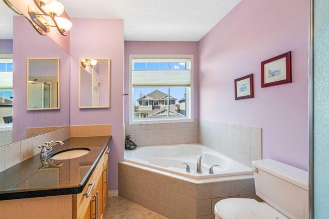 21 Everhollow Rise Sw, Home with 4 bedrooms, 3 bathrooms and 2 parking in Calgary AB | Image 26