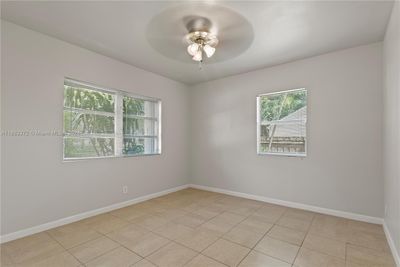 350 Colonial Rd, House other with 5 bedrooms, 2 bathrooms and null parking in West Palm Beach FL | Image 3