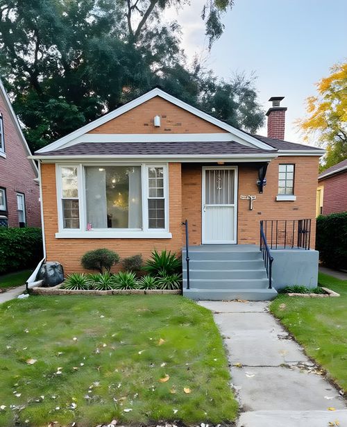 14224 S Wallace Ave, Riverdale, IL, 60827-2323 | Card Image