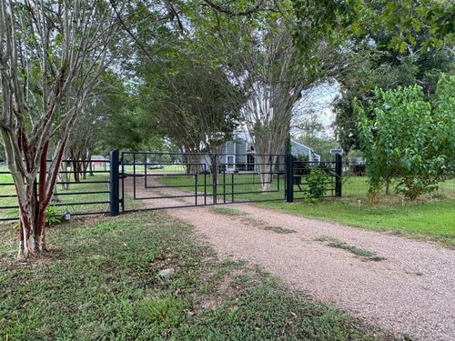 1203 Half Moon Dr, Wharton, TX, 77488-9437 | Card Image