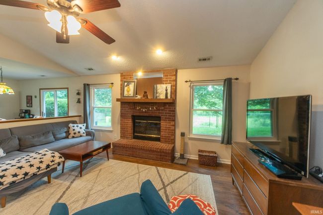 5530 W Cobblestone St, House other with 3 bedrooms, 2 bathrooms and null parking in Bloomington IN | Image 6