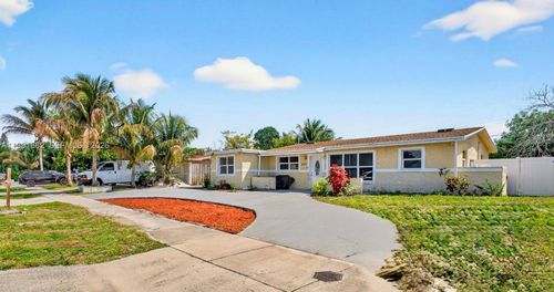 4200 Ne 4th Ave, Deerfield Beach, FL, 33064-4212 | Card Image