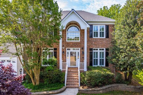102 Travilah Oaks Ln, Cary, NC, 27518-2243 | Card Image