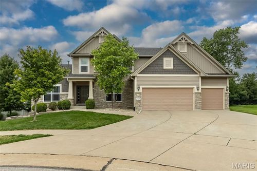 327 Tall Timber Meadows Dr, Ballwin, MO, 63021-3907 | Card Image