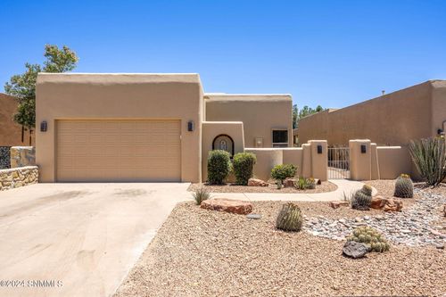 1536 Fairway Village Dr, Las Cruces, NM, 88007-4829 | Card Image