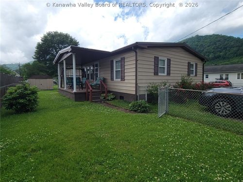 136 Wiseman Street, East Bank, WV, 25067 | Card Image