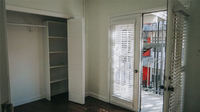 APT-101 - 2216 San Gabriel St, Condo with 3 bedrooms, 2 bathrooms and 2 parking in Austin TX | Image 4