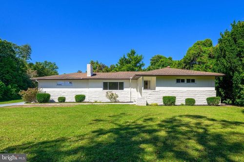 22746 Bridgeville Hwy, SEAFORD, DE, 19973-5817 | Card Image