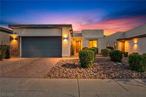 8990 Golden Crow Ave, Las Vegas, NV, 89148-2524 | Card Image