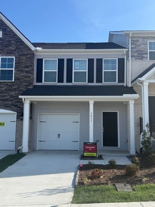 5089 Dayflower Dr, Hermitage, TN, 37076-2472 | Card Image