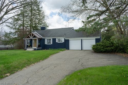 3467 Wales Ave Nw, Massillon, OH, 44646-1882 | Card Image