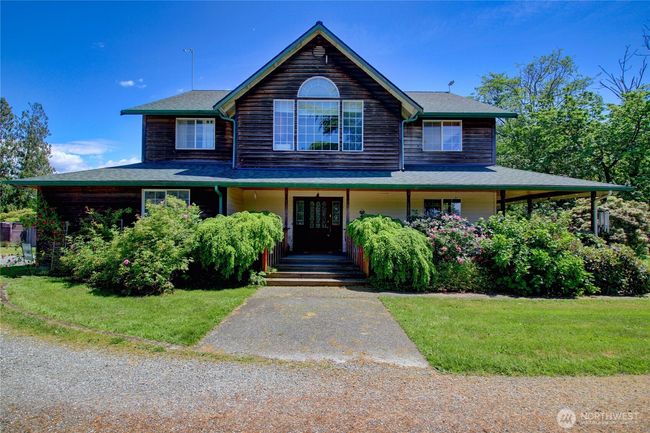 Front view of the main home | Image 22