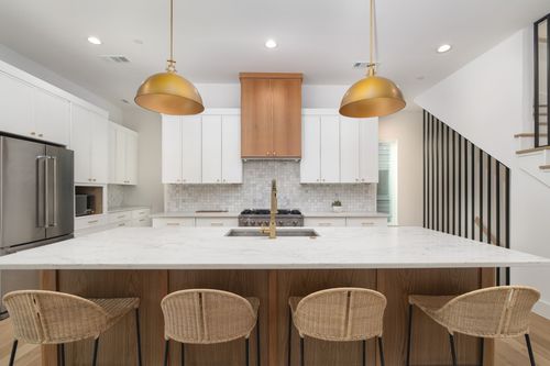 103-4303 Cedar Springs Rd, Dallas, TX, 75219-2607 | Card Image