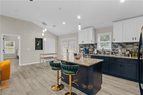 1041 Stonewall Dr Se, Atlanta, GA, 30315-7630 | Card Image