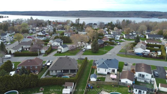 863 Victoria St, House other with 4 bedrooms, 2 bathrooms and 4 parking in L'orignal ON | Image 4
