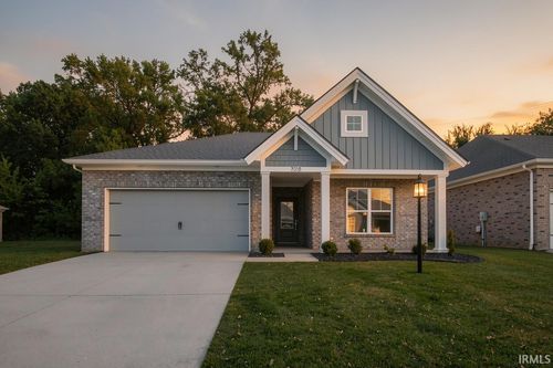 7018 Ironwood Cir, Newburgh, IN, 47630-6001 | Card Image