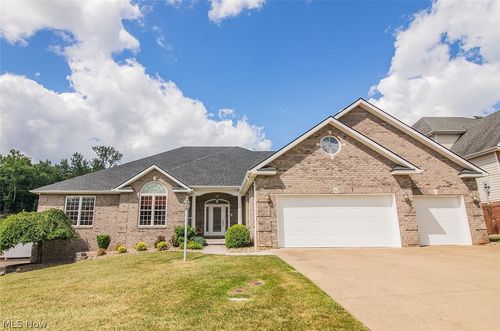6 Wyndemere Ct, Parkersburg, WV, 26105-2277 | Card Image