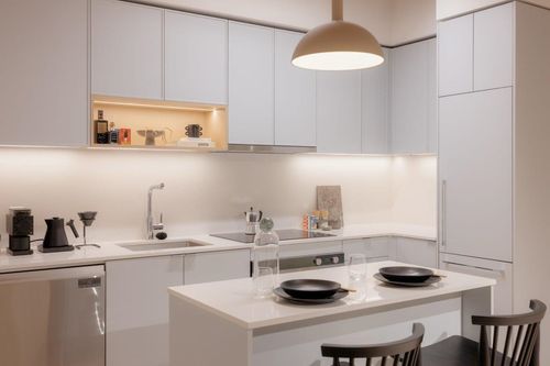 {{alt}} | Card Image