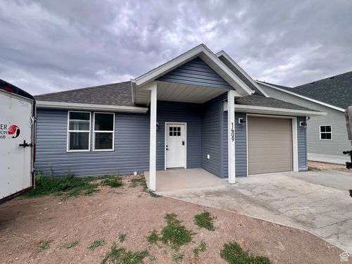 1409 Geer St, Mccammon, ID, 83250-5000 | Card Image