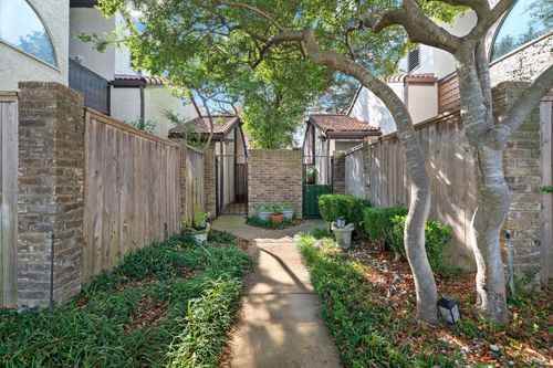 apt-120-18040 Midway Rd, Dallas, TX, 75287-6505 | Card Image