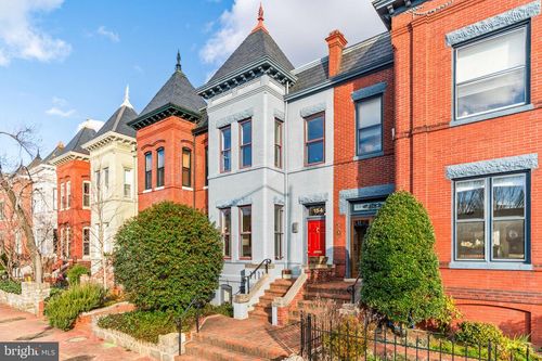 154 13th St Se, WASHINGTON, DC, 20003-1450 | Card Image