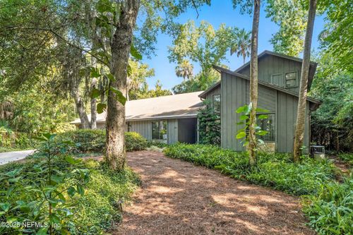 1918 Oak Circle, Atlantic Beach, FL, 32233 | Card Image