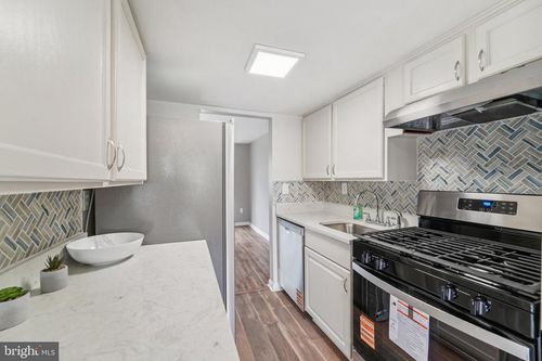 a-b-9432 Merryrest Rd, COLUMBIA, MD, 21045-3918 | Card Image