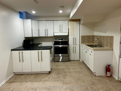basement-144 Rockwood Cres, Thornhill, ON, L4J7W1 | Card Image