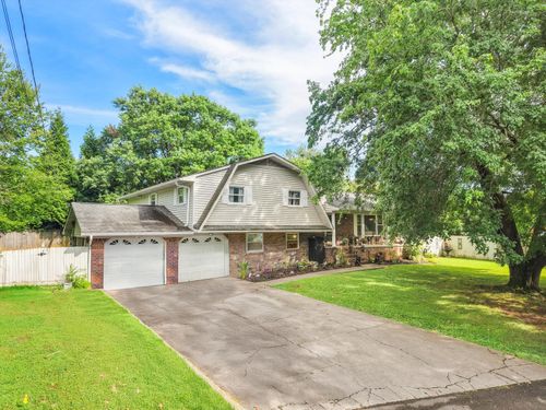 430 Lisa St Ne, Cleveland, TN, 37312-4969 | Card Image