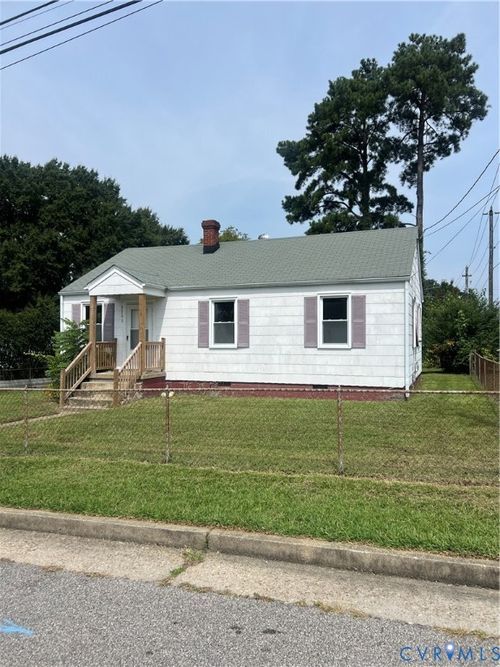 2701 Gordon St, Hopewell, VA, 23860-3315 | Card Image