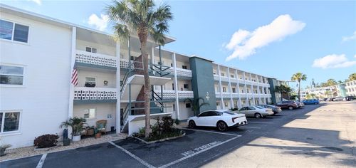 d31-1830 Sunny Dr, BRADENTON, FL, 34207-8500 | Card Image