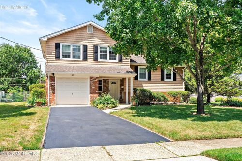 43 Brunswick Dr, Howell, NJ, 07731-1738 | Card Image