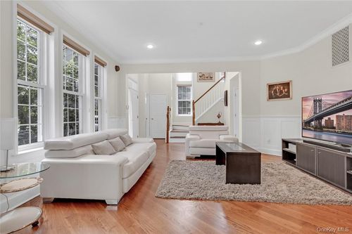 47 Bellefair Rd, Port Chester, NY, 10573-5506 | Card Image