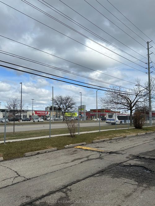 56-7255 Dooley Dr, Mississauga, ON, L4T2S7 | Card Image