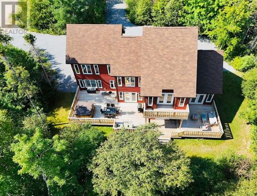 6 Poplar Place, Humber Valley Resort, NL, A2H0E1 | Card Image