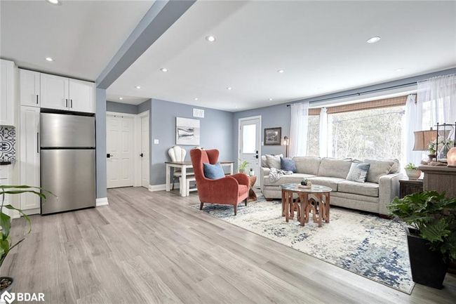 6394 Bluebird St, House other with 3 bedrooms, 2 bathrooms and 10 parking in Ramara ON | Image 6