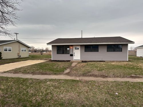 2209 Canal St, ROCK FALLS, IL, 61071-2956 | Card Image