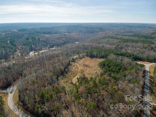 65-430 Terrapin Pointe Rd, Hodges, SC, 29653-9263 | Card Image
