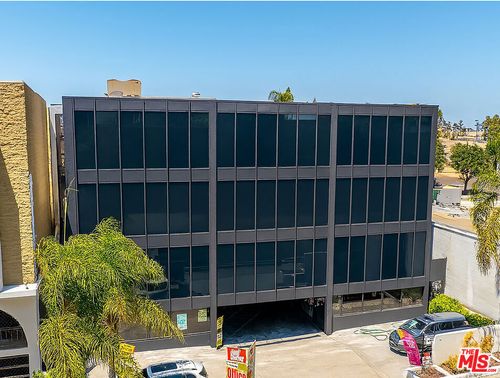 611 W Civic Center Dr, Santa Ana, CA, 92701-4005 | Card Image