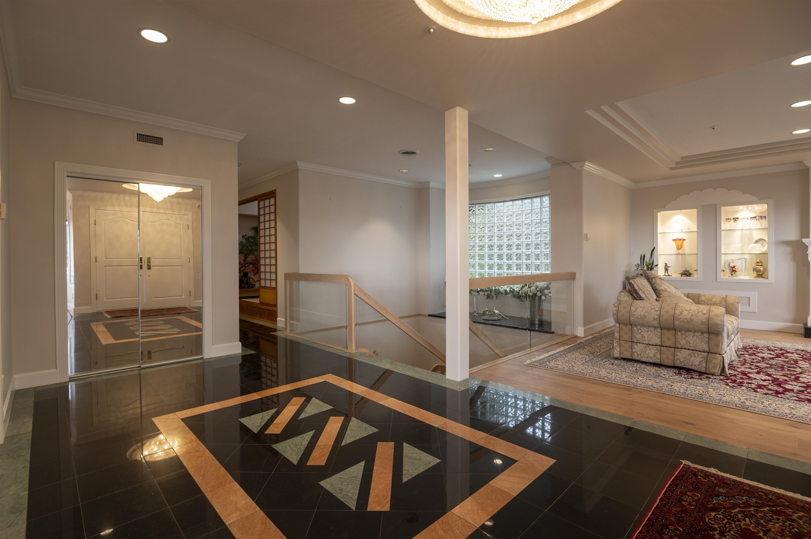 Residential in West Vancouver 2