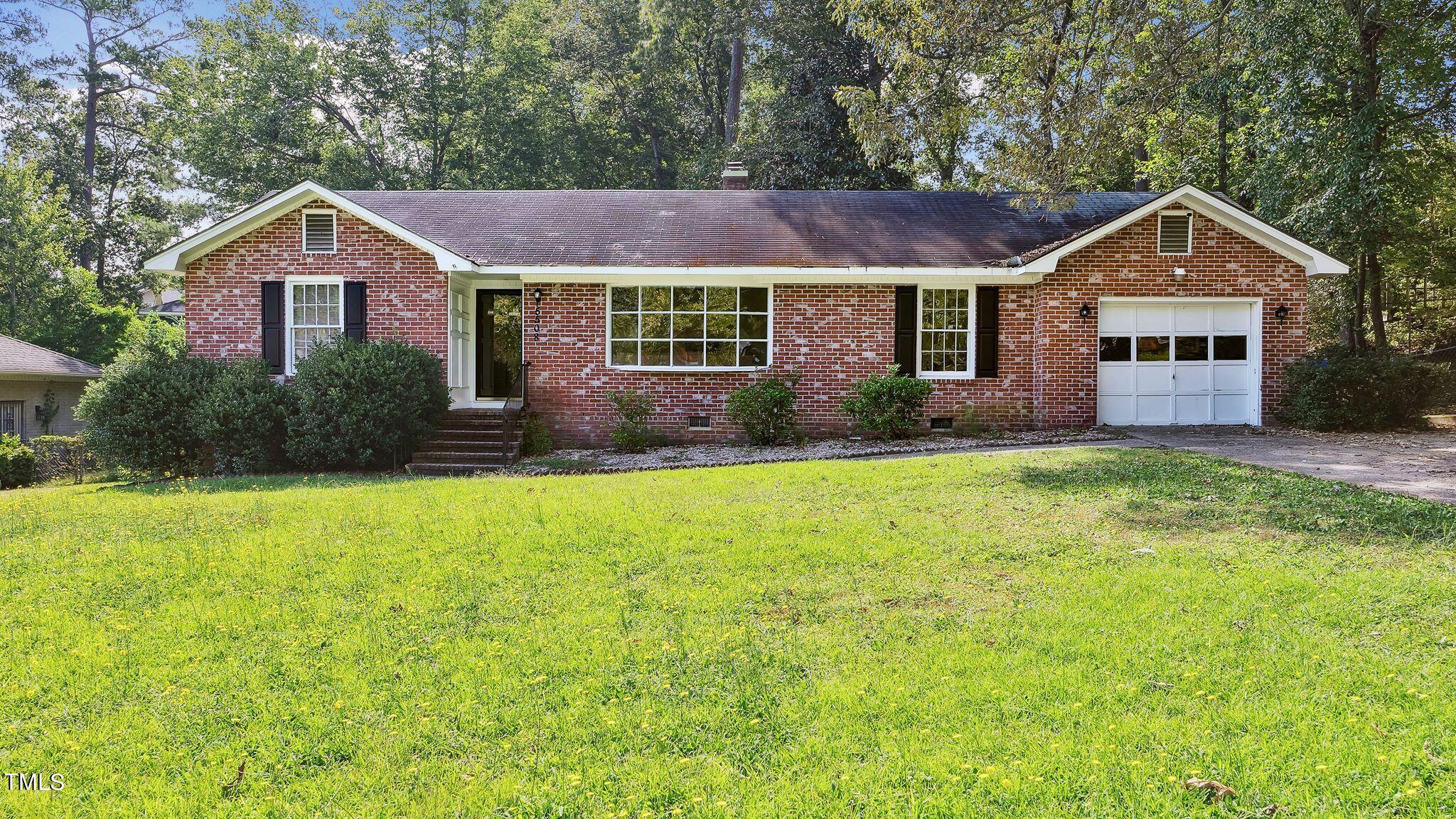 Hedrick Dr, Fayetteville, NC 28303